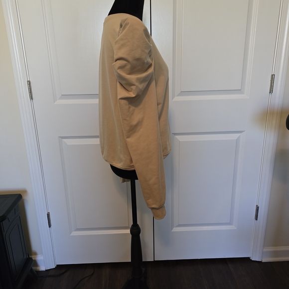 TCEC Beige Puff Sleeve Sweatshirt - Picture 2 of 4